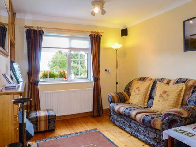 Village Cottage Dunkineely エクステリア 写真